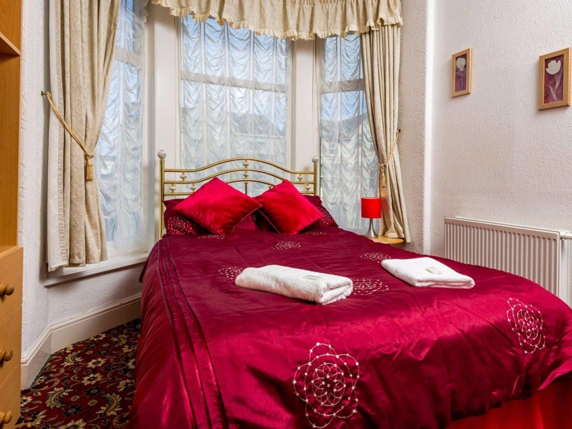 Holmeleigh Hotel Blackpool Exterior foto